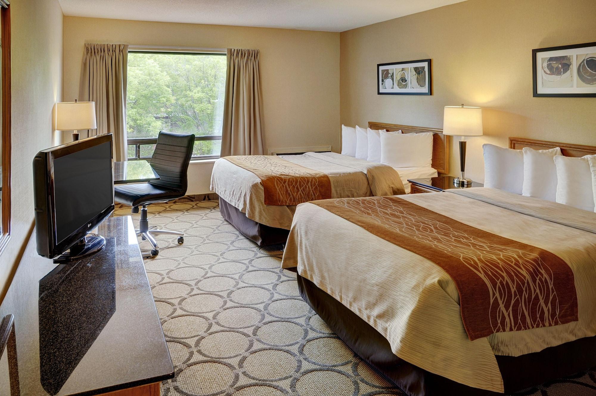 Comfort Inn Ривьер-дю-Лу Экстерьер фото