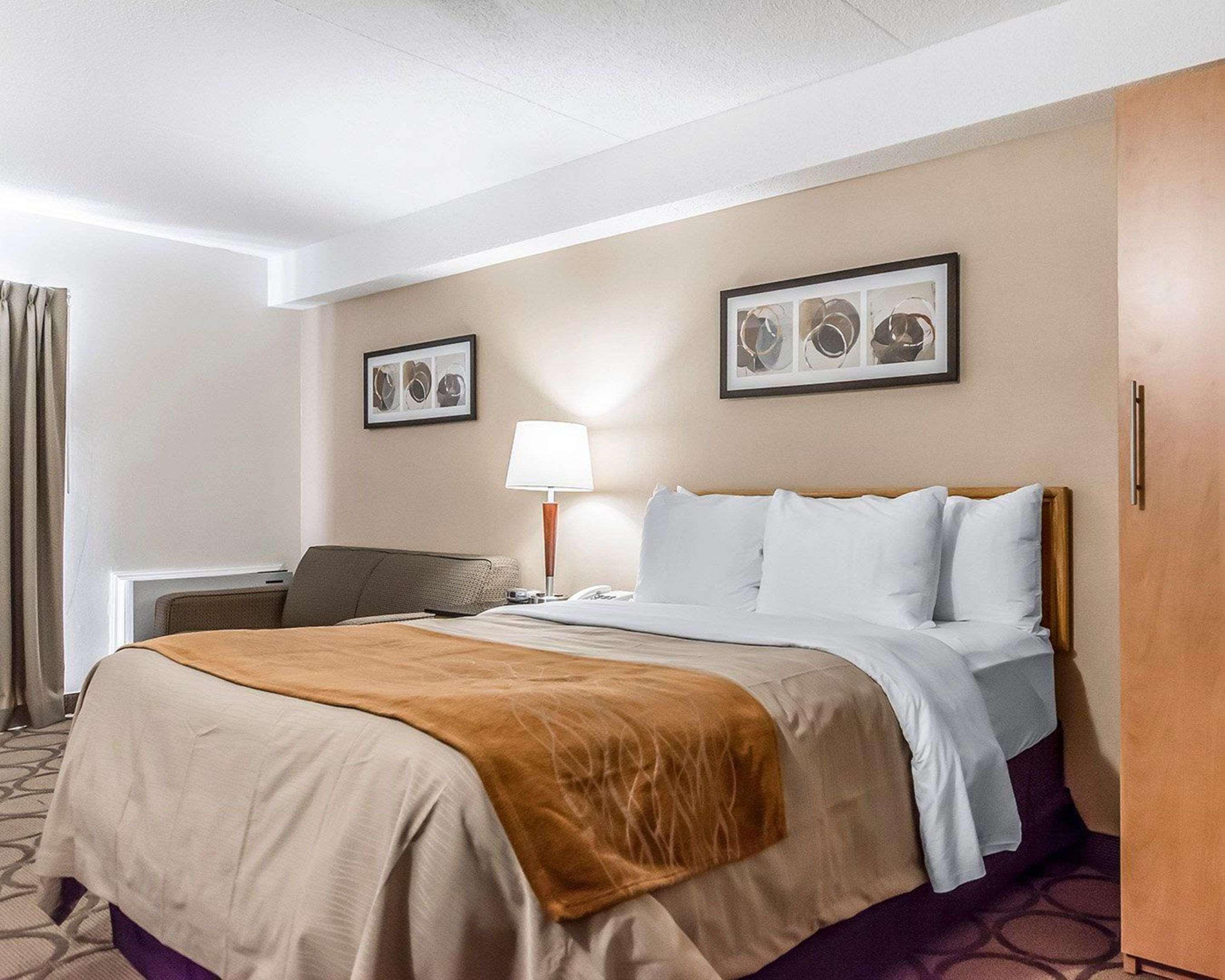 Comfort Inn Ривьер-дю-Лу Экстерьер фото